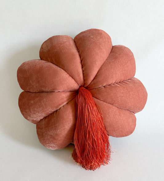 FULL BLOOM, PEACH- DARK CORAL TASSEL