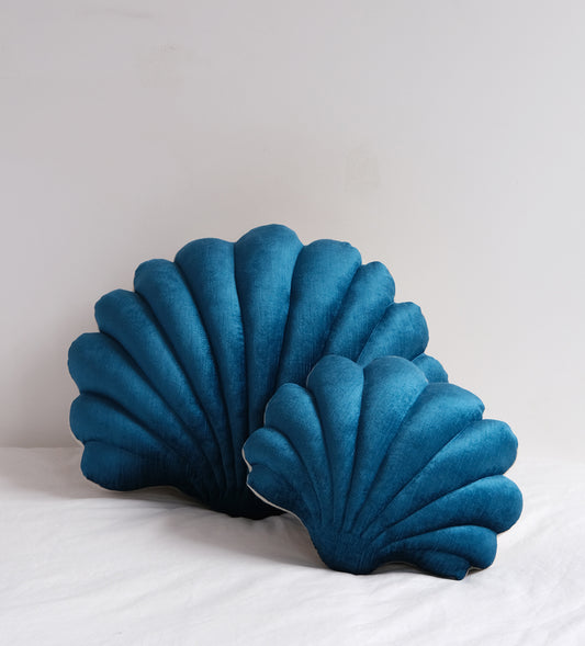 SHELL PILLOWS IN VELVET - COBALT BLUE