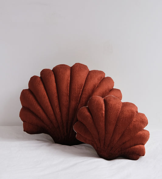 SHELL PILLOWS IN VELVET - BURNT UMBER