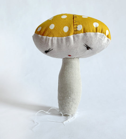 Mushroom - Mustard yellow with white dots (Standing)